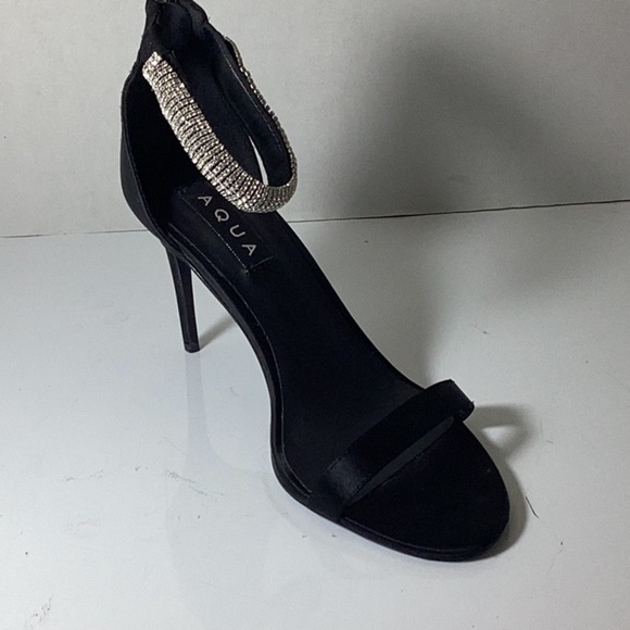 AQUA
Women's Niki Sandals - Exclusive - Picture 6 of 13